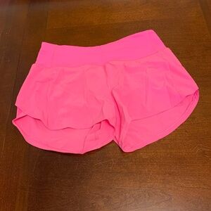 Lululemon Speed Up Short 4” (Size 4) Dark Prism Pink